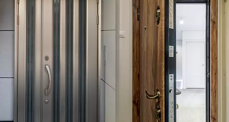 Burglar Proof Front Door Repair in Tampa, FL