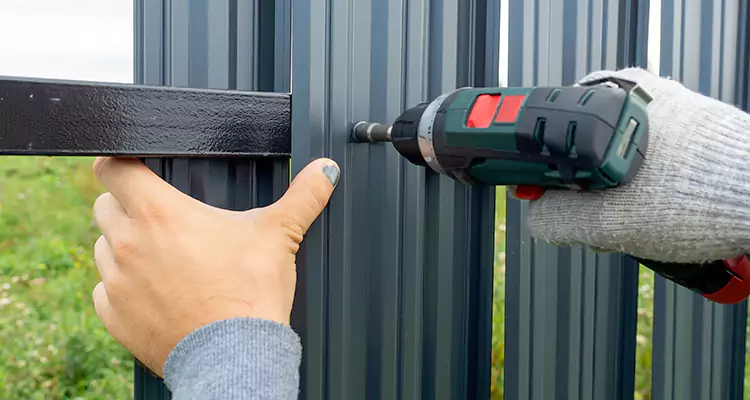 Metal Gate Repair in Tampa, FL