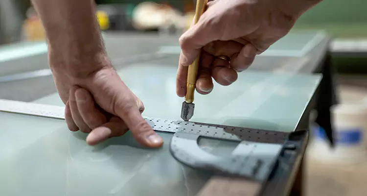 Glass Scratch Repair in Tampa, FL