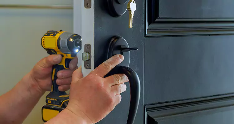 Comprehensive Door Lock Repair Services in Tampa, FL