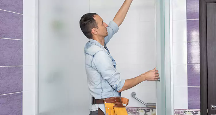 Glass Sliding Door Repair Near You in Tampa, FL