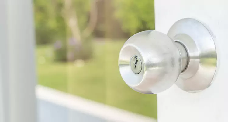 Patio Door Mechanism Jammed in Tampa, FL