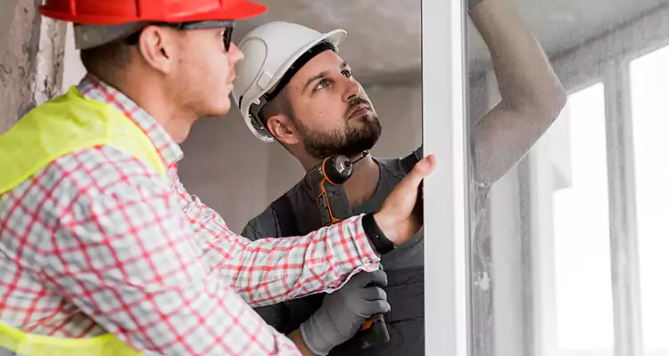 Sliding Patio Door Sticking? Expert Repair in Tampa, FL.