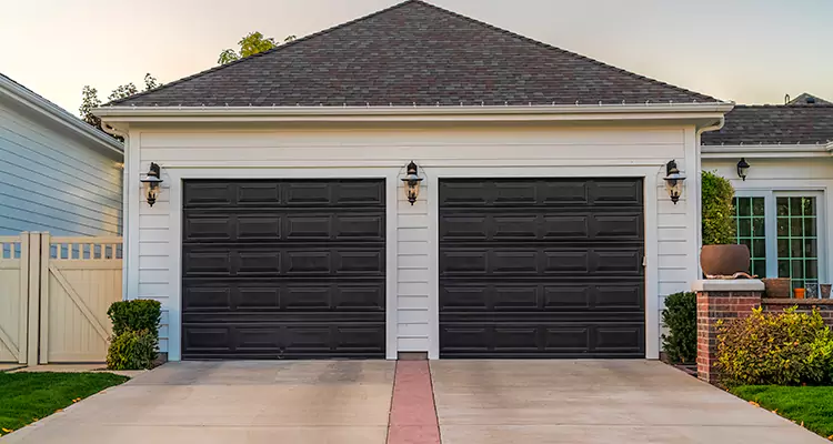 Residential Local Garage Door Repair in Tampa, FL
